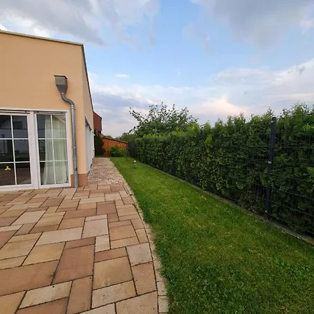 Private In Neubau Familienhaus