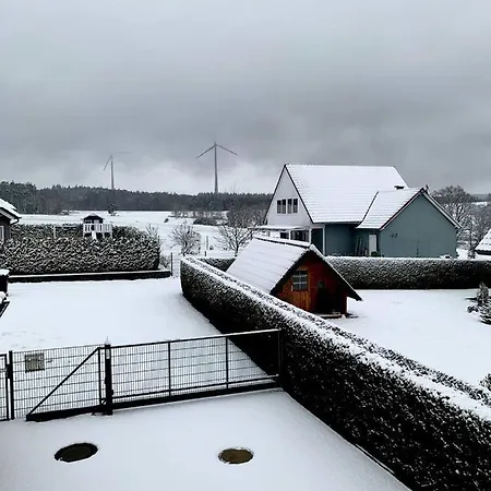 Kwatera prywatna Private In Neubau Familienhaus