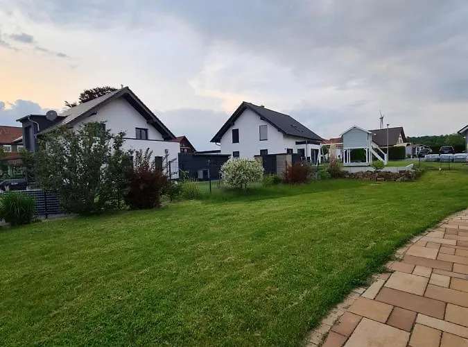 Kwatera prywatna Private In Neubau Familienhaus