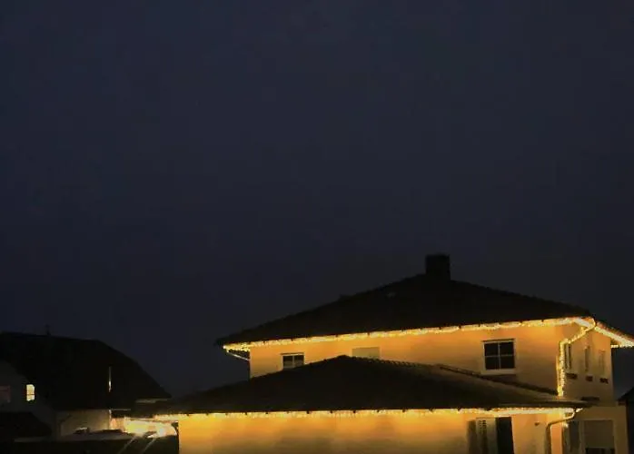 Private In Neubau Familienhaus